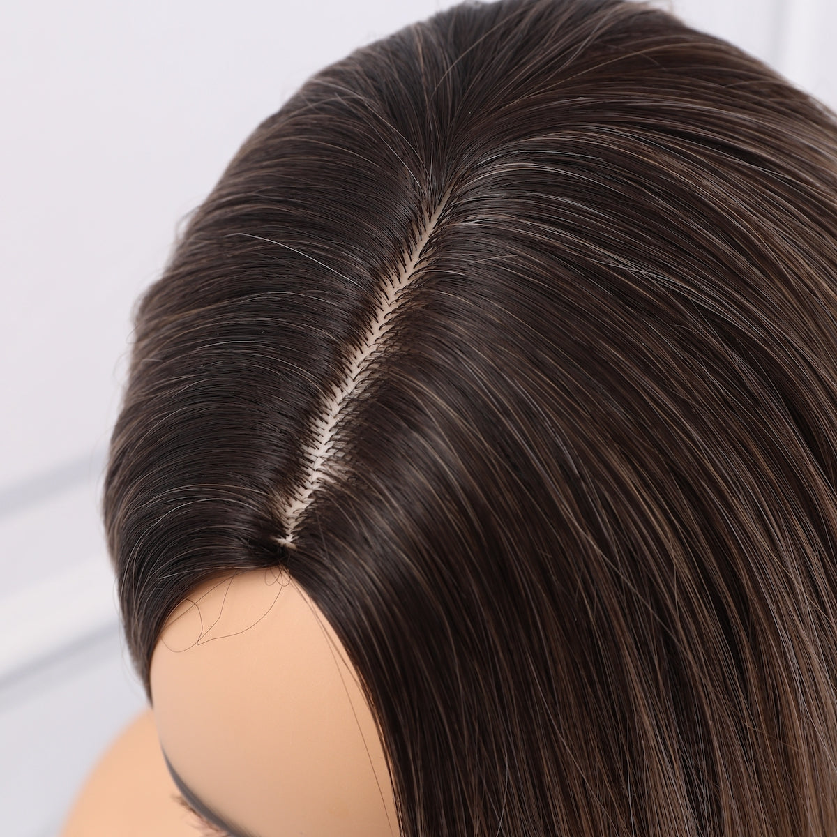 Juliana | Blonde and Brown Gradient Wig | Body Wave Wig | Curly Wig | 28 inch Wig | TM Pop