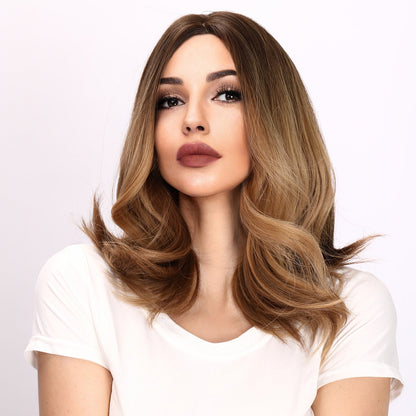 Raegan | Blonde Wig | Shoulder Wave Wig | 20 inch Wig | TM Pop